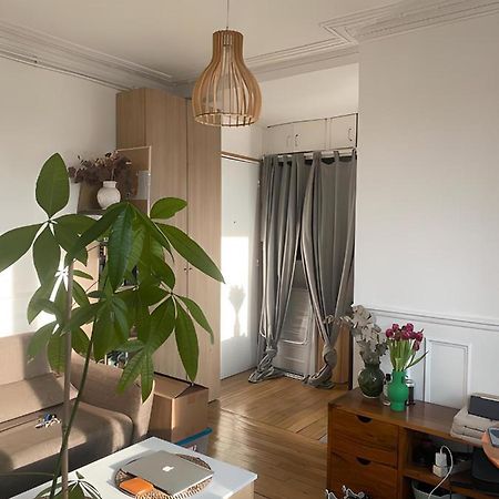 Appartement Ensoleille, Central Et Tout Equipe Avec Vue Tour Eiffel Et Pantheon 파리 외부 사진